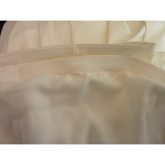 Reformation Ashlyn Top White Pleated Tube Top 2 White Ivory Beau Cocktail Party - Picture 7 of 7